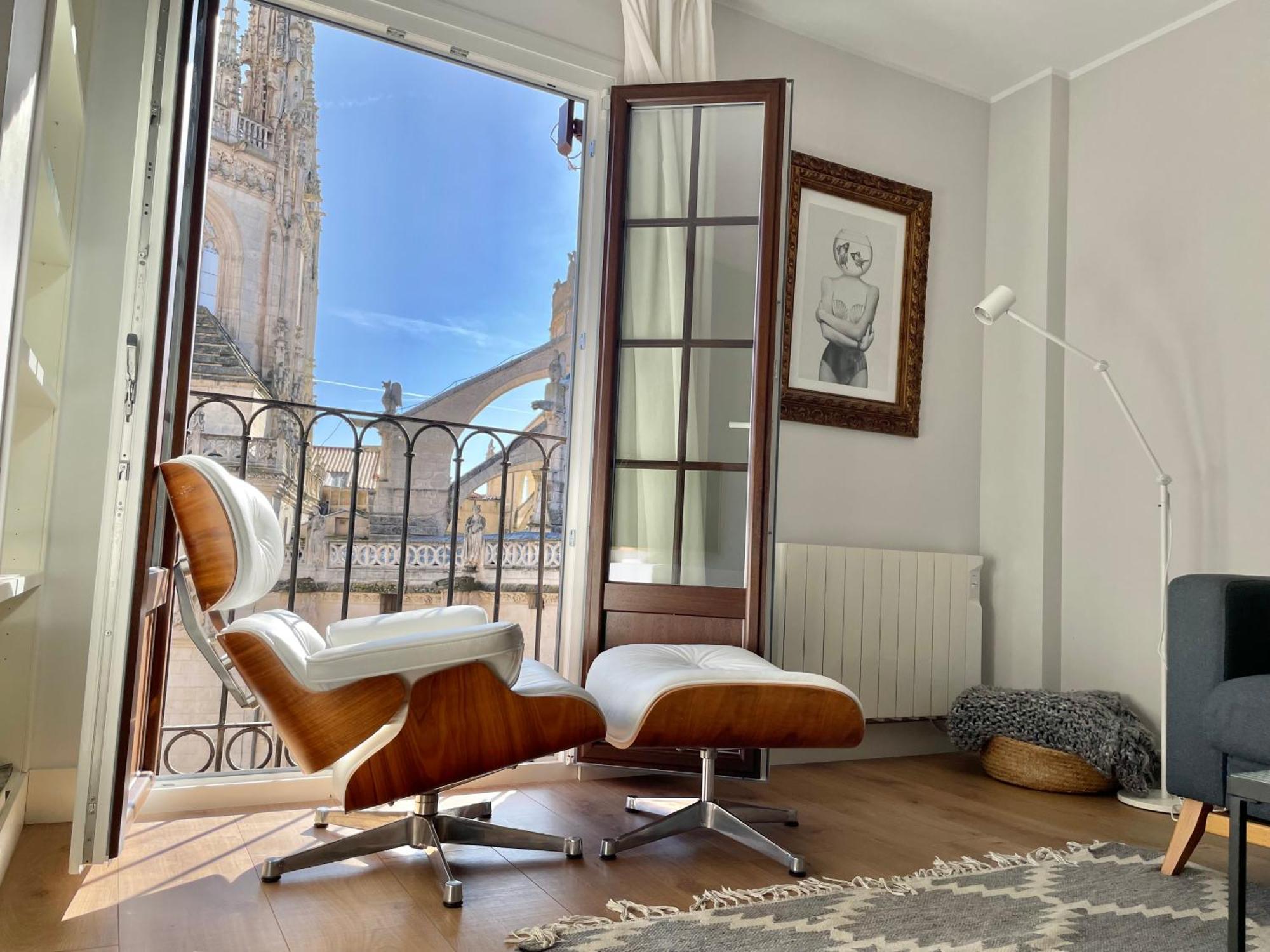 Tocando La Catedral By Exclusive Burgos Apartments المظهر الخارجي الصورة